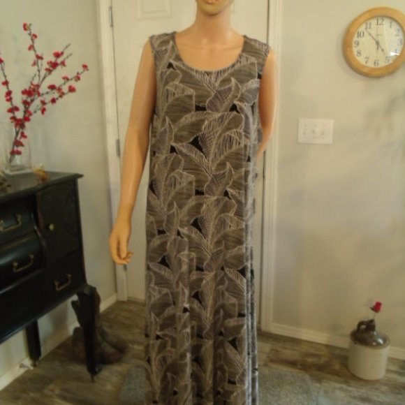XL Black n White Summer Tank Dress - Picture 1 of 7